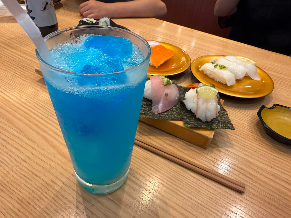 港八十三番地 一富士丸のブルーソーダ