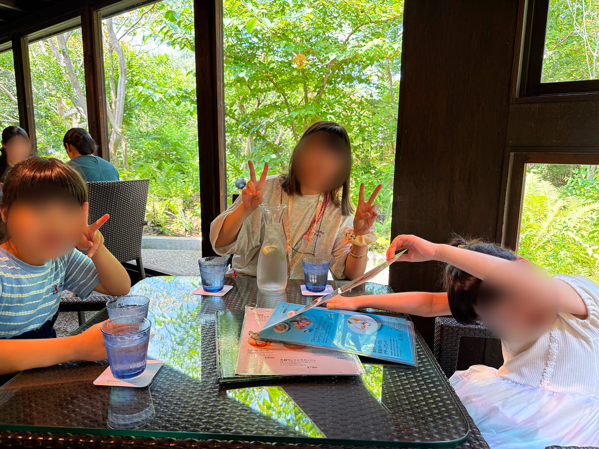 カフェ＆ガーデン しらさぎ邸 店内の様子