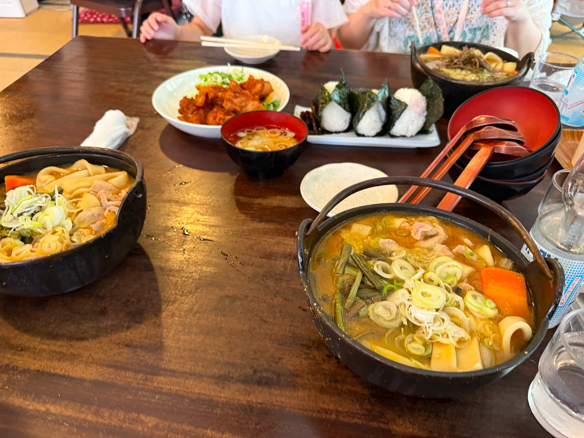 甲州ほうとう小作 山中湖店でランチ