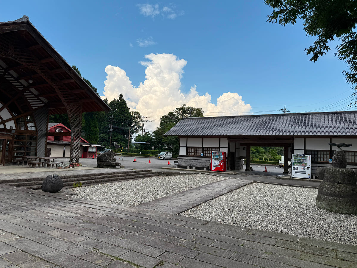 道の駅 那須高原友愛の森 長屋門