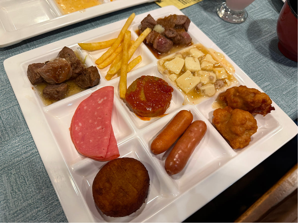 御殿場高原時之栖 バイキングレストラン「麦畑」の料理